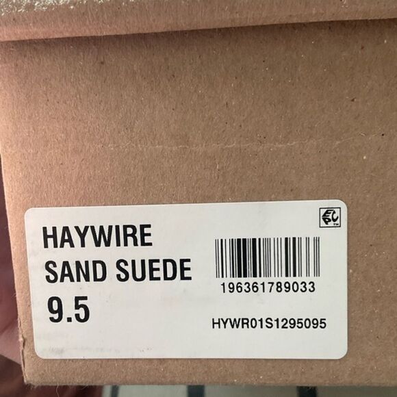 NIB Steve Madden Sand Suede Haywire Ankle Boot - Picture 2 of 6